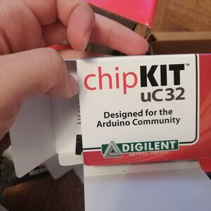 Chipkit input output module and programmer